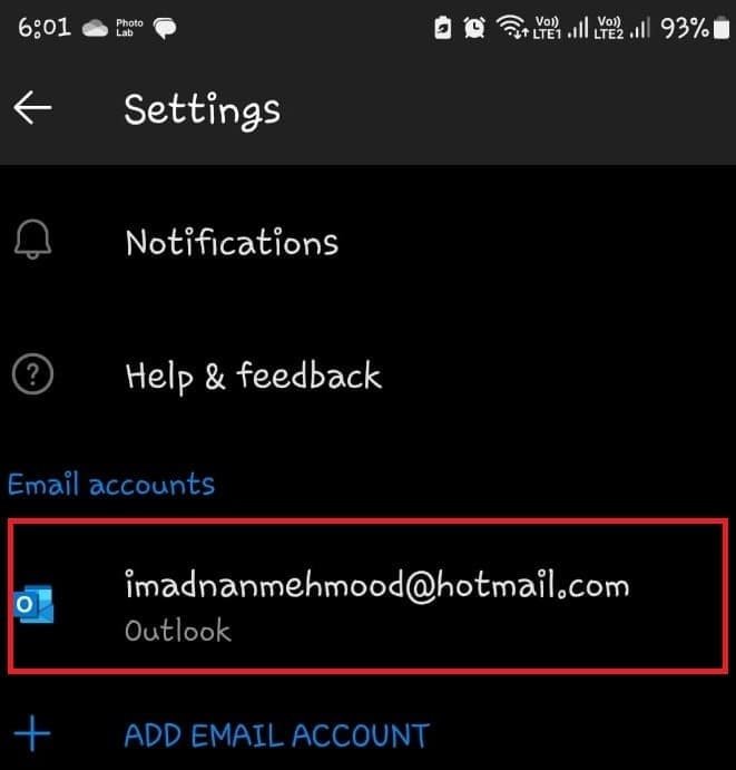 Select the email to which you want to set out-of-office reply